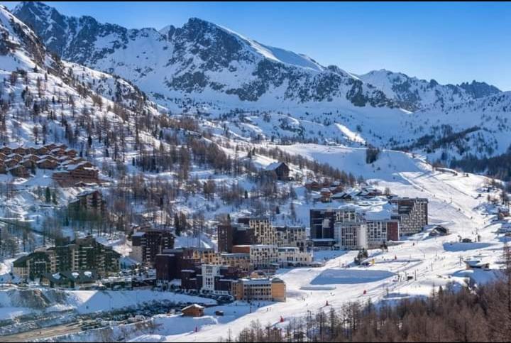 Joli T2, Centre, Parking Prive, Wifi, Local A Ski Isola 2000 Eksteriør bilde