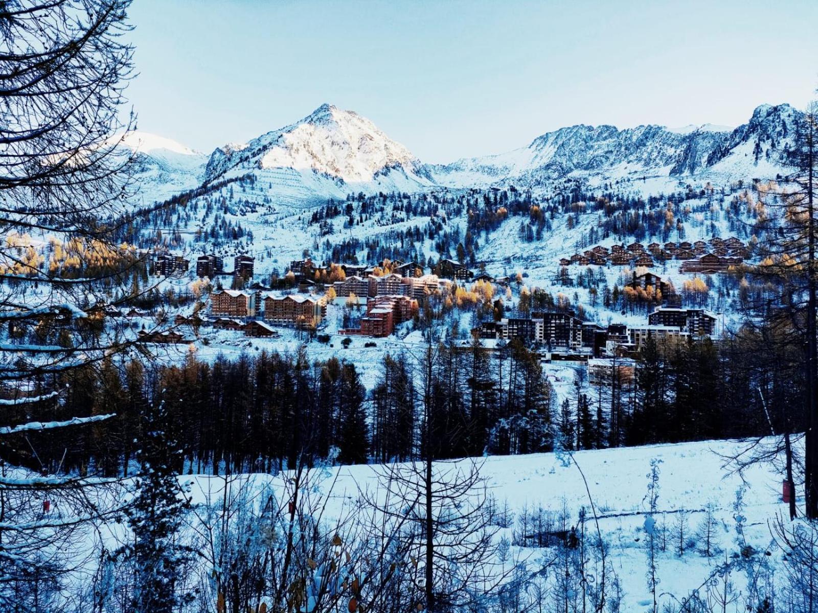 Joli T2, Centre, Parking Prive, Wifi, Local A Ski Isola 2000 Eksteriør bilde